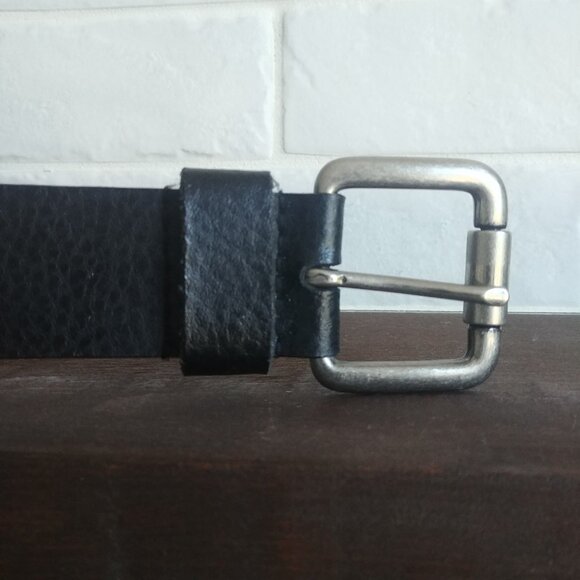 Calvin Klein genuine leather black belt silver buckle Medium - Picture 7 of 13